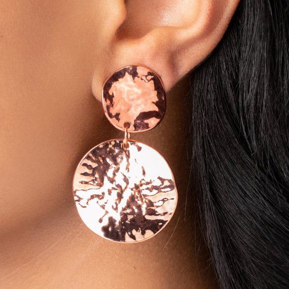 paparazzi Jewelry - Rush Hour - Copper Clip On Earrings